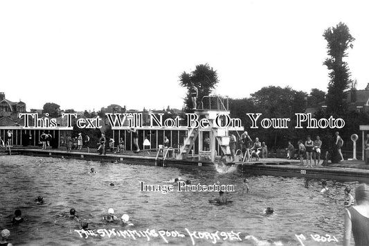 LO 4088 - The Swimming Pool, Hornsey, London