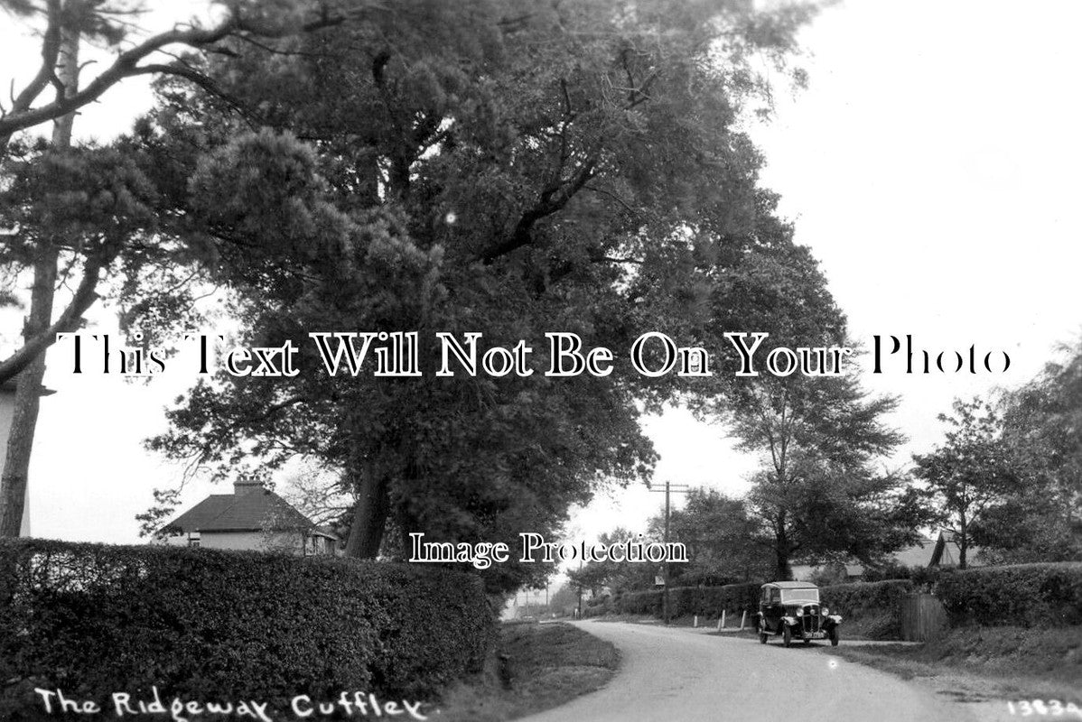 LO 4098 - The Ridgeway, Cuffley, London