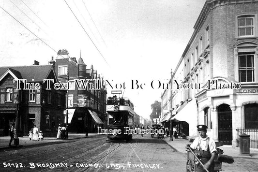 LO 4106 - Broadway, Finchley, London