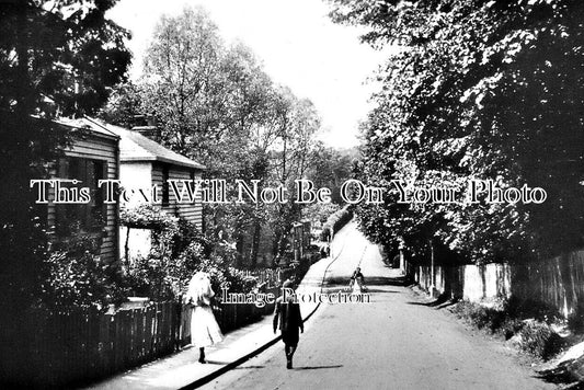 LO 4132 - Winchmore Hill, Enfield, London