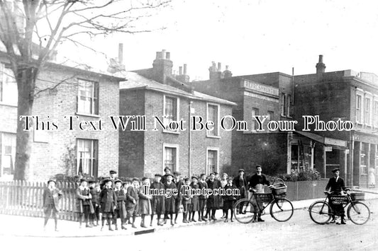 LO 4143 - Crouch End, London