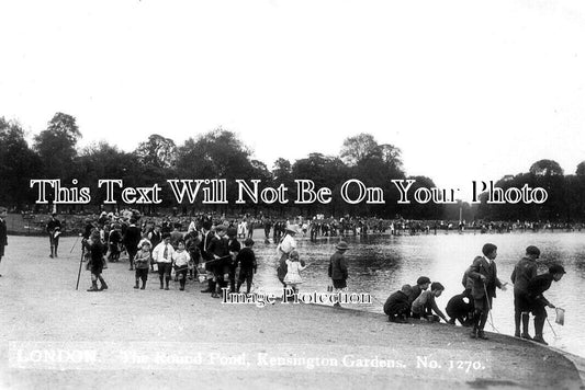 LO 4153 - The Round Pond, Kensington Gardens, London