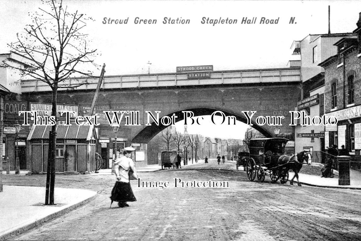 LO 4204 - Stroud Green Railway Station, Stapleton Hall Road, London