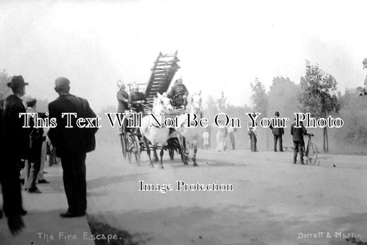LO 4242 - Horse Drawn Fire Engine Brigade, Wandsworth, London c1905