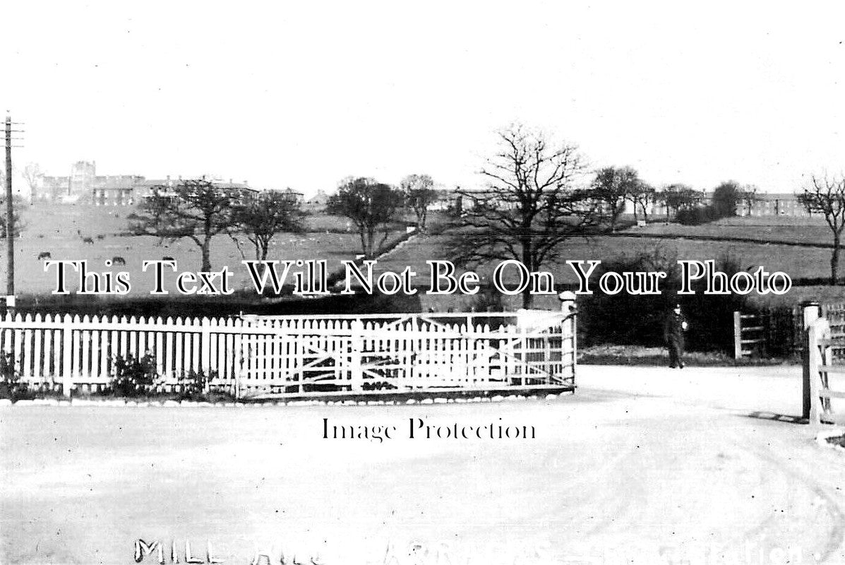 LO 4368 - Mill Hill Railway Station, London c1914