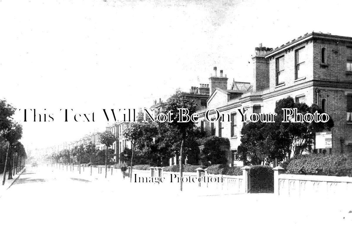 LO 4412 - Bethune Road, North London