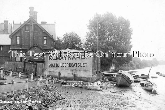 LO 447 - Boat Dealer, Strand On The Green, Chiswick, London