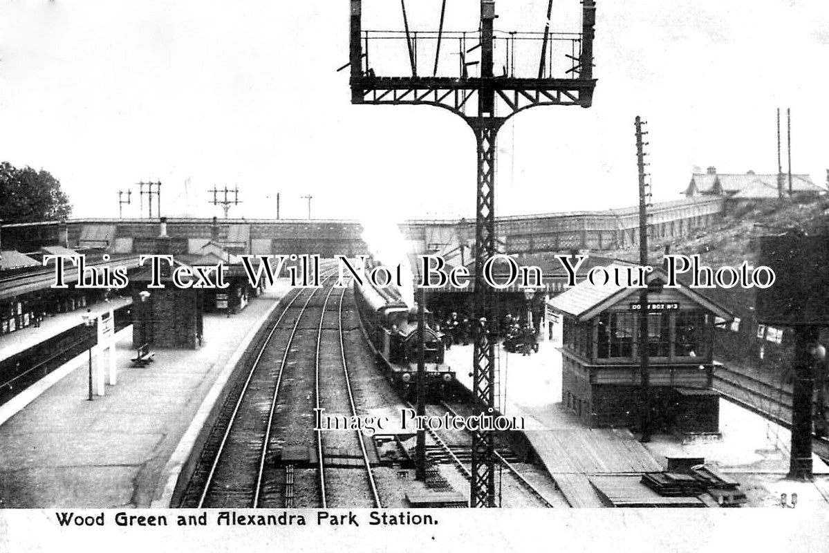 LO 4627 - Wood Green & Alexandra Park Railway Station, London c1905