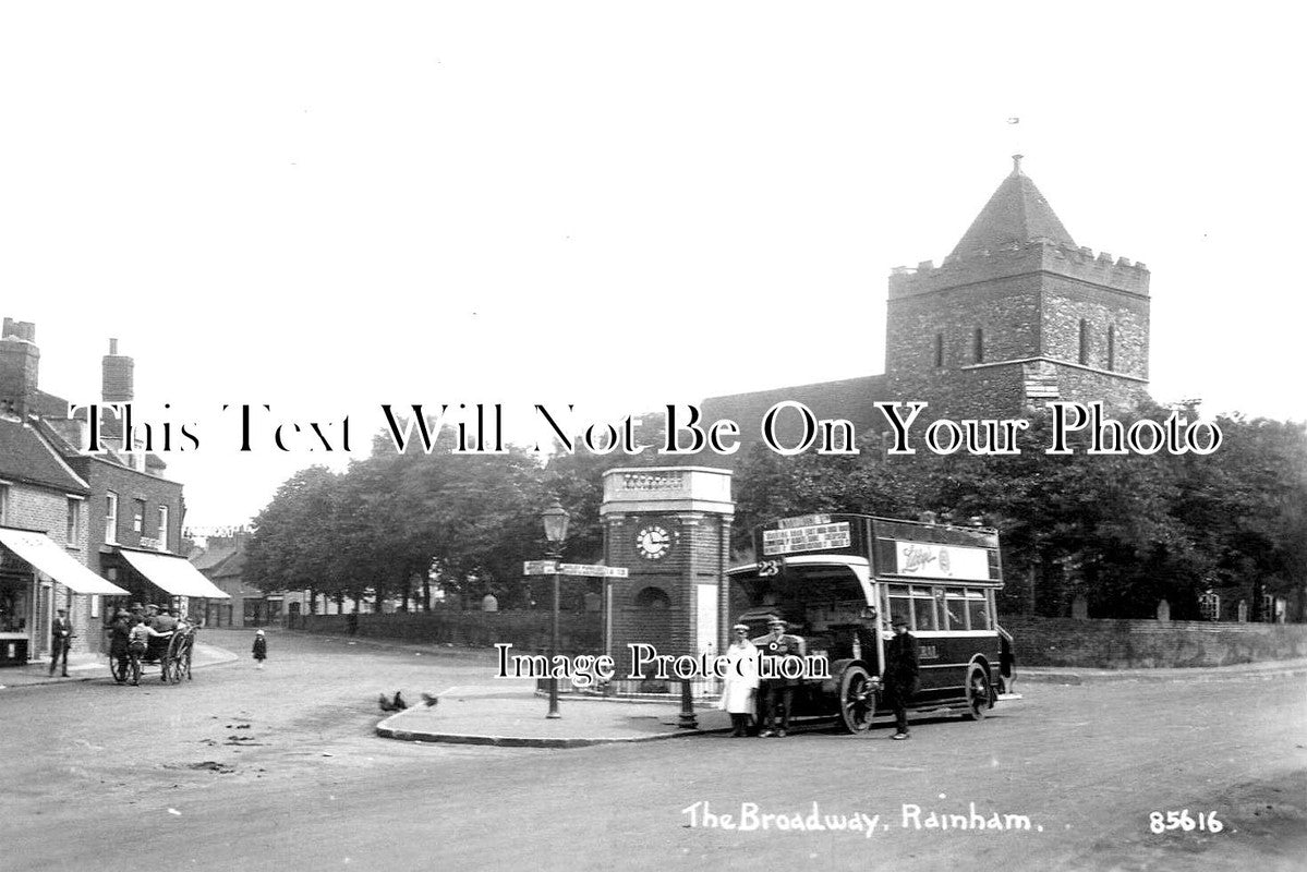 LO 4897 - The Broadway, Rainham, London c1924
