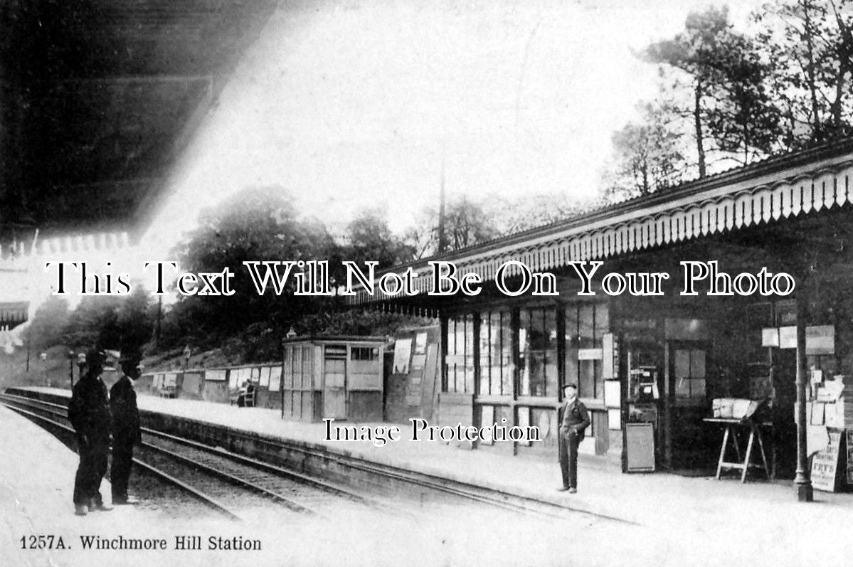 LO 509 - Winchmore Hill Railway Station, Palmers Green, London