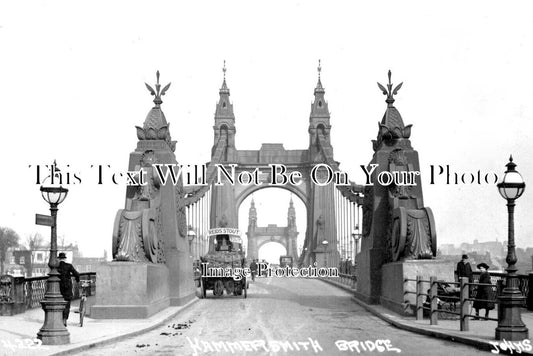 LO 5150 - Hammersmith Bridge, London