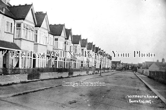 LO 5246 - Weymouth Avenue, South Ealing, London