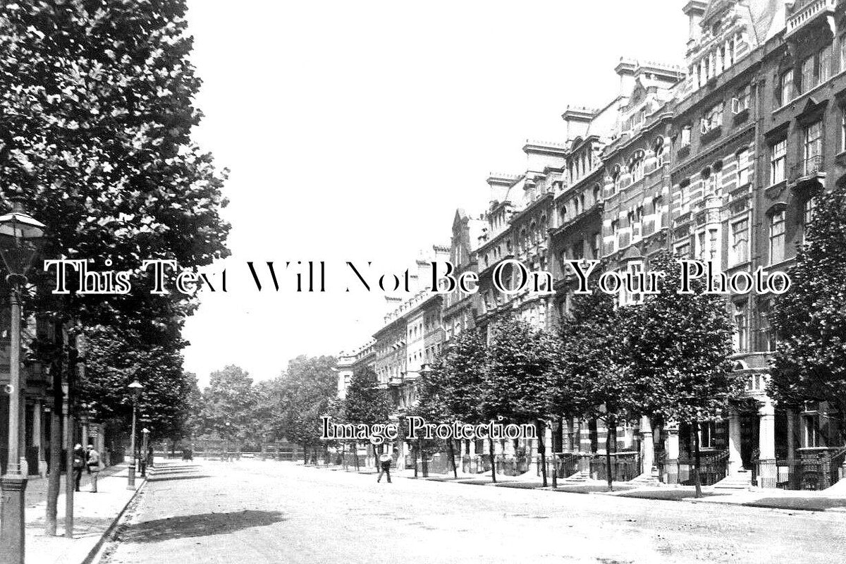 LO 5318 - Queen's Gate, Kensington, London