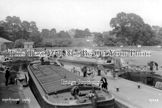 LO 532 - Brentford Canal, Middlesex, London