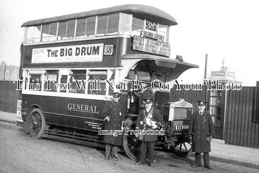 LO 5356 - London Double Decker Bus XT 6068 To Victoria Railway Station