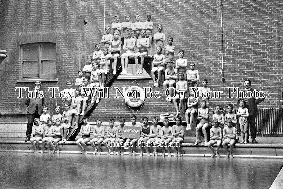 LO 5405 - Houndsfield Road School Swimming Gala, Edmonton, London