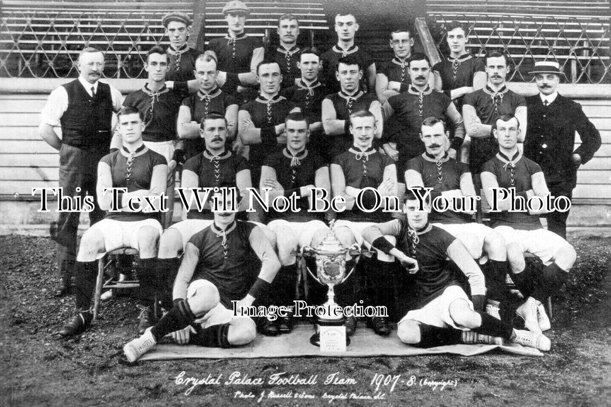 LO 5477 - Crystal Palace Football Club Team, London 1907-08