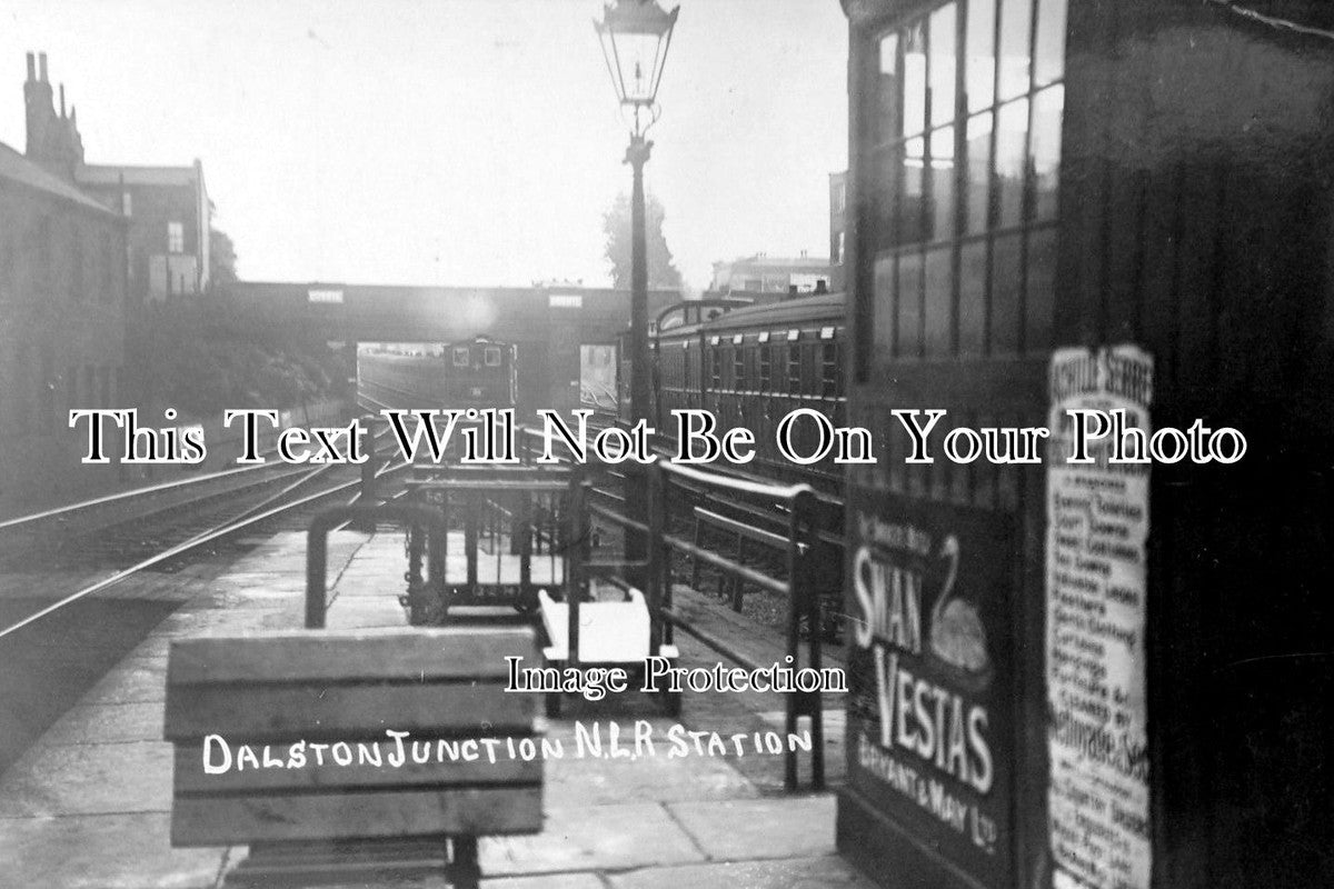 LO 557 - Dalston Junction Railway Station, Hackney, London