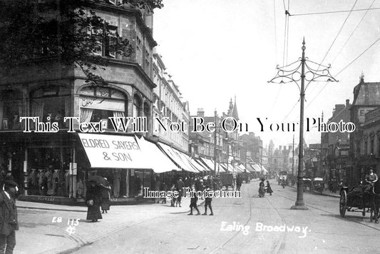 LO 5577 - Ealing Broadway, London