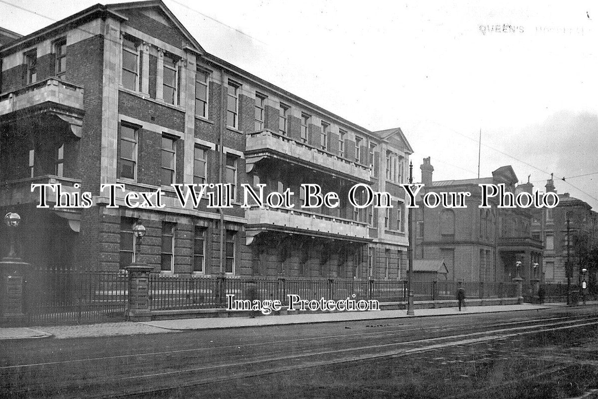 LO 5596 - Queens Hospital, London