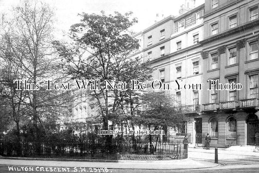 LO 5658 - Wilton Crescent, Belgravia, London