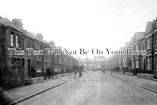 LO 5708 - Cecil Road, Wimbledon, London c1910