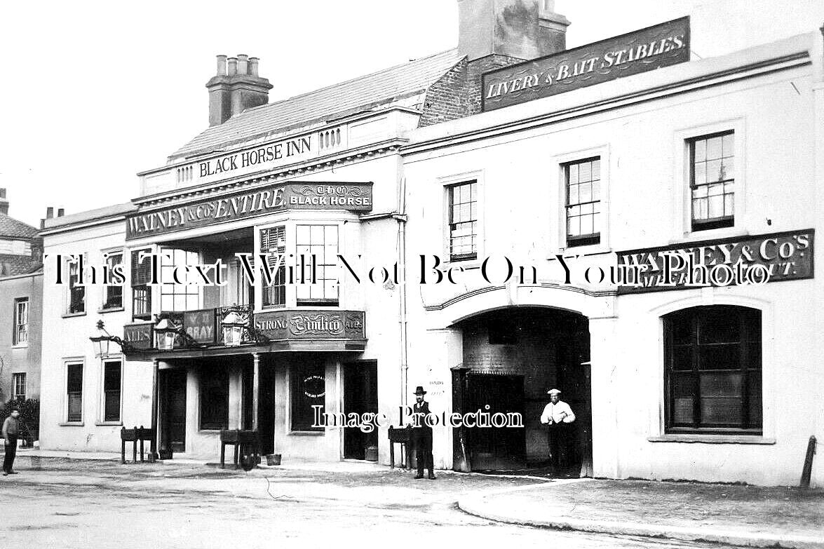 LO 5718 - The Black Horse Inn Pub, Rushey Green, Catford, London