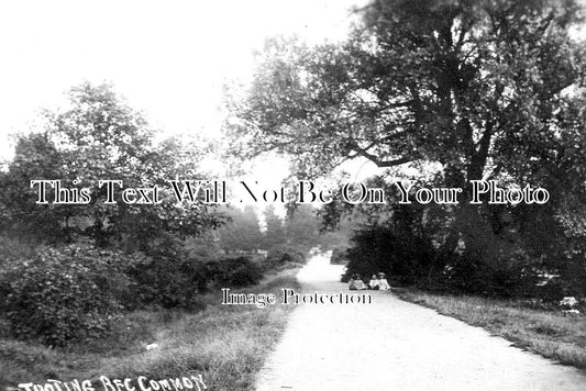 LO 5735 - Tooting Bec Common, Wandsworth, London