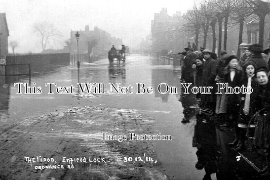 LO 5753 - The Flood, Ordnance Road, Enfield Lock, London c1914