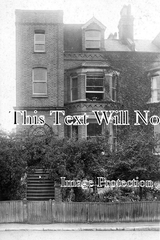 LO 5773 - 4 North View, Wimbledon, London c1910