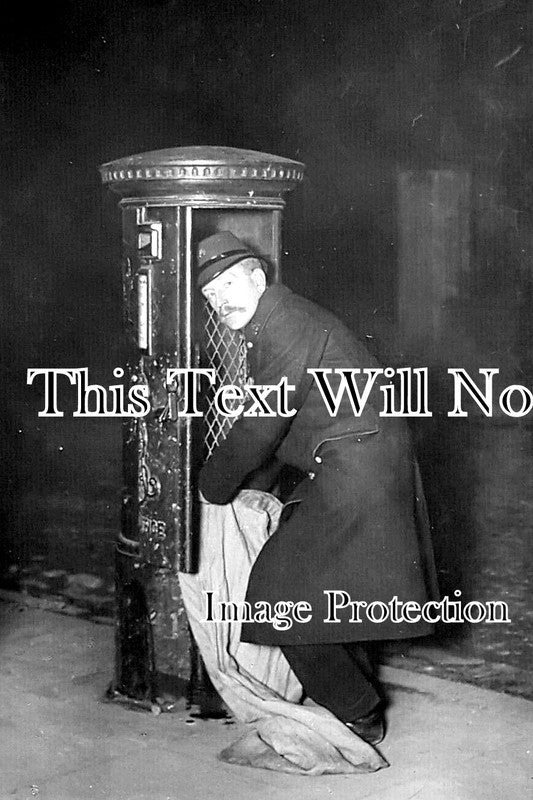 LO 5872 - London Postman, London