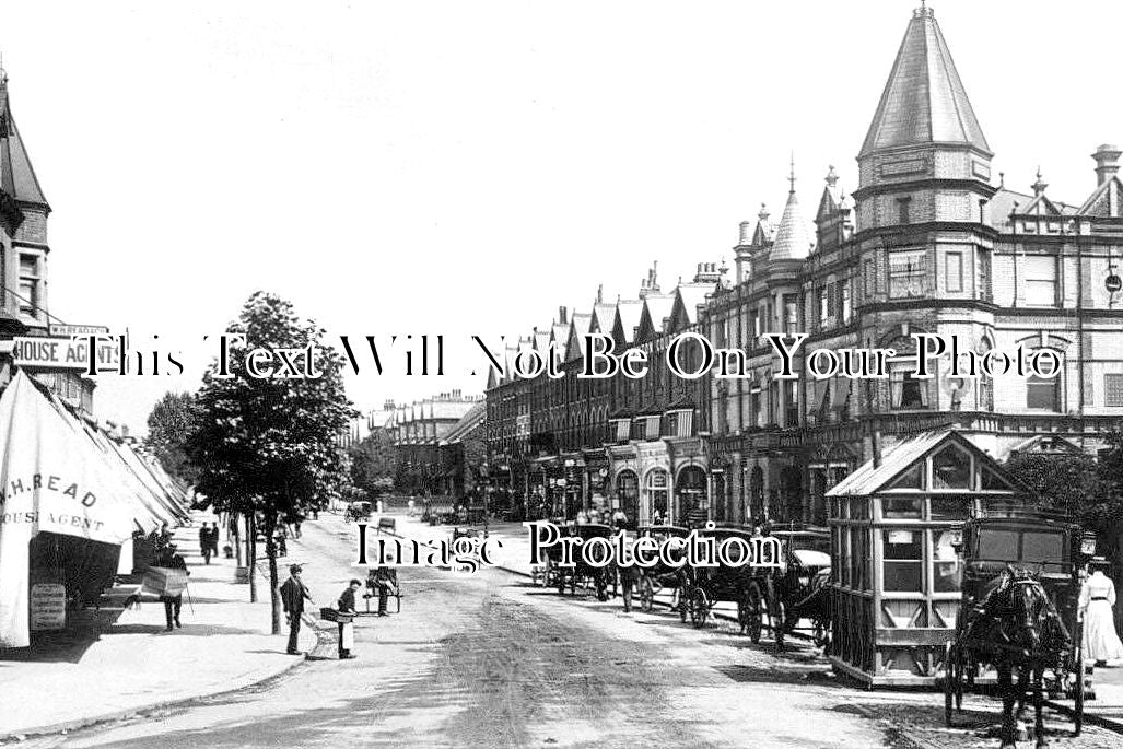 LO 6021 - The Avenue, West Ealing, London