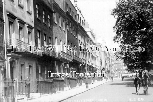 LO 6139 - Berkeley Square, Mayfair, London