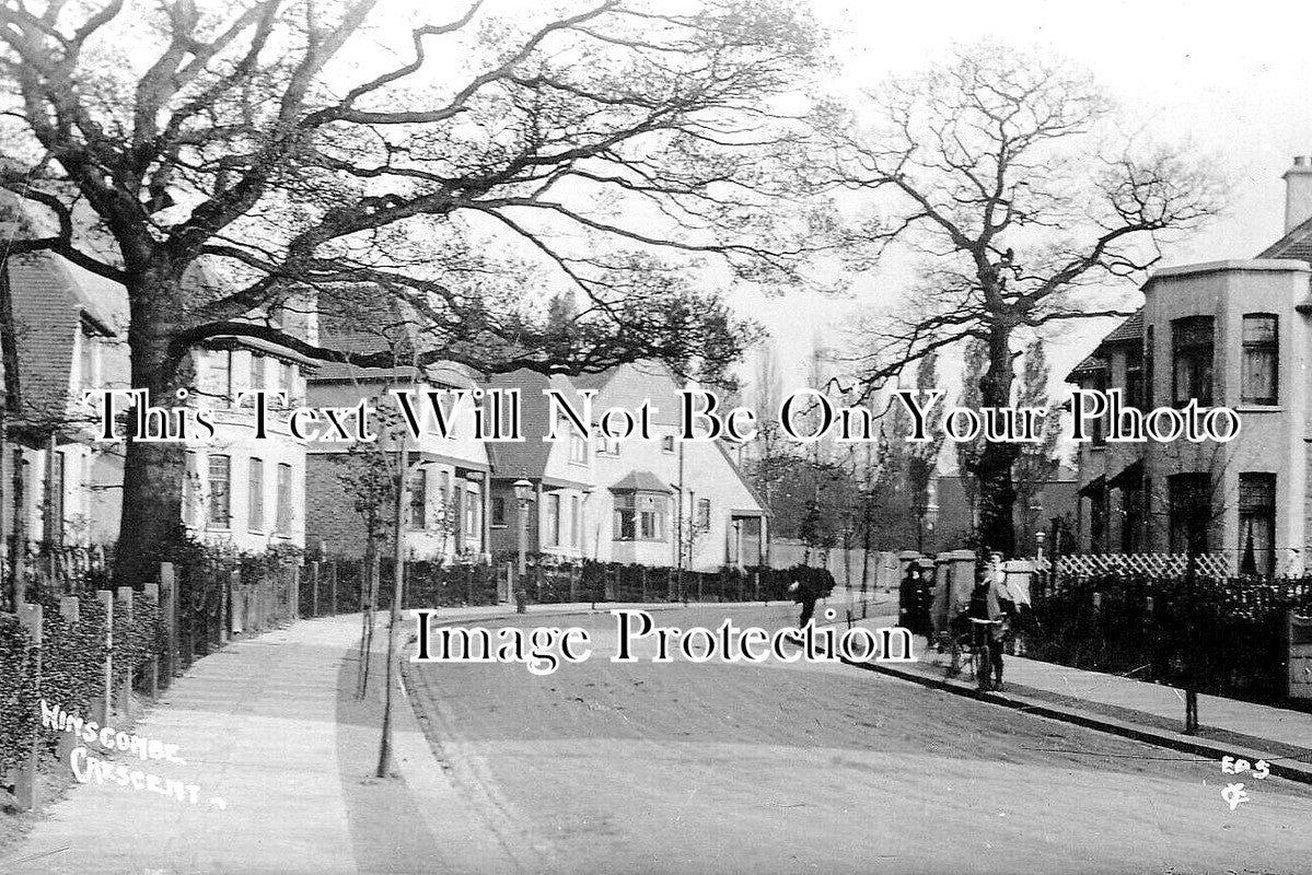 LO 6217 - Winscombe Crescent, Ealing, London