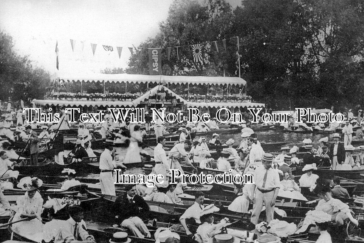 LO 6220 - Molesey Regatta Near Hampton Court, London c1906