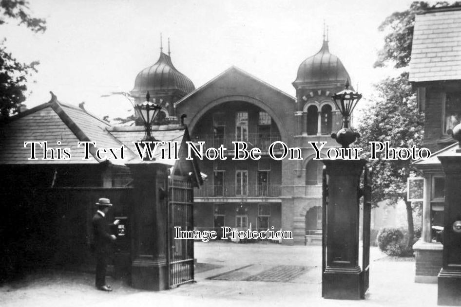 LO 722 - Whipps Cross Hospital, Leytonstone, London c1910