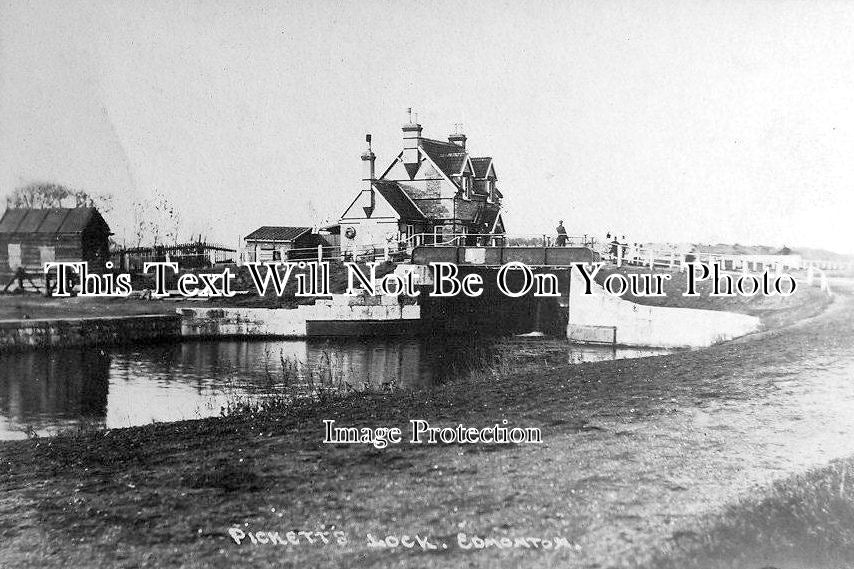 LO 795 - Pickets Lock, Edmonton, North London