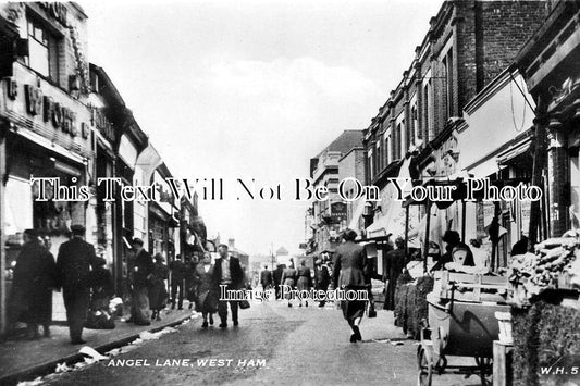 LO 822 - Angel Lane, West Ham, London