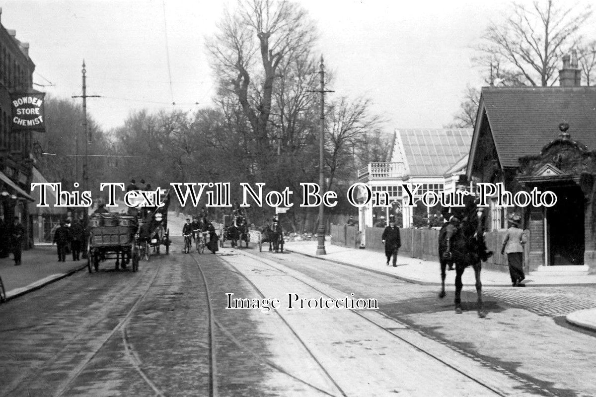 LO 825 - Hill Road, Wimbledon, London c1915