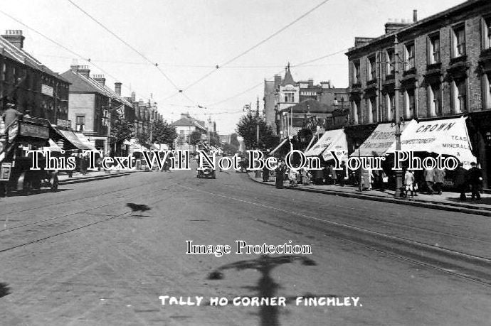 LO 912 - Tally Ho Corner, Finchley, London