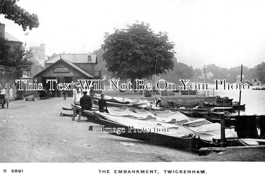 MI 1010 - The Embankment, Twickenham, Middlesex