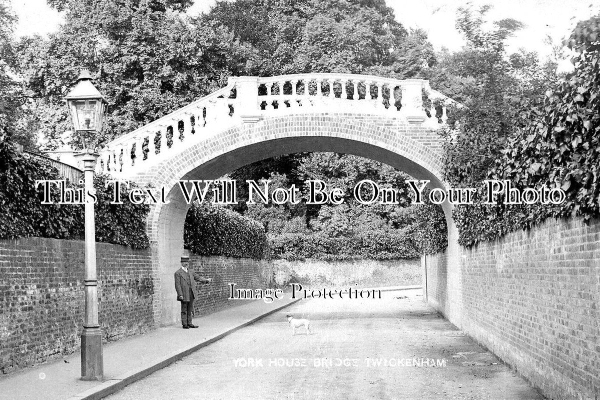 MI 1033 - York House Bridge, Twickenham, Middlesex