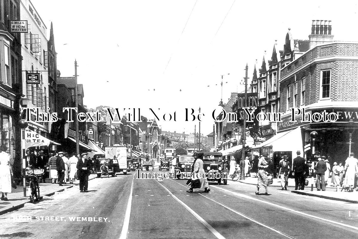 MI 1262 - High Street, Wembley, Middlesex c1939