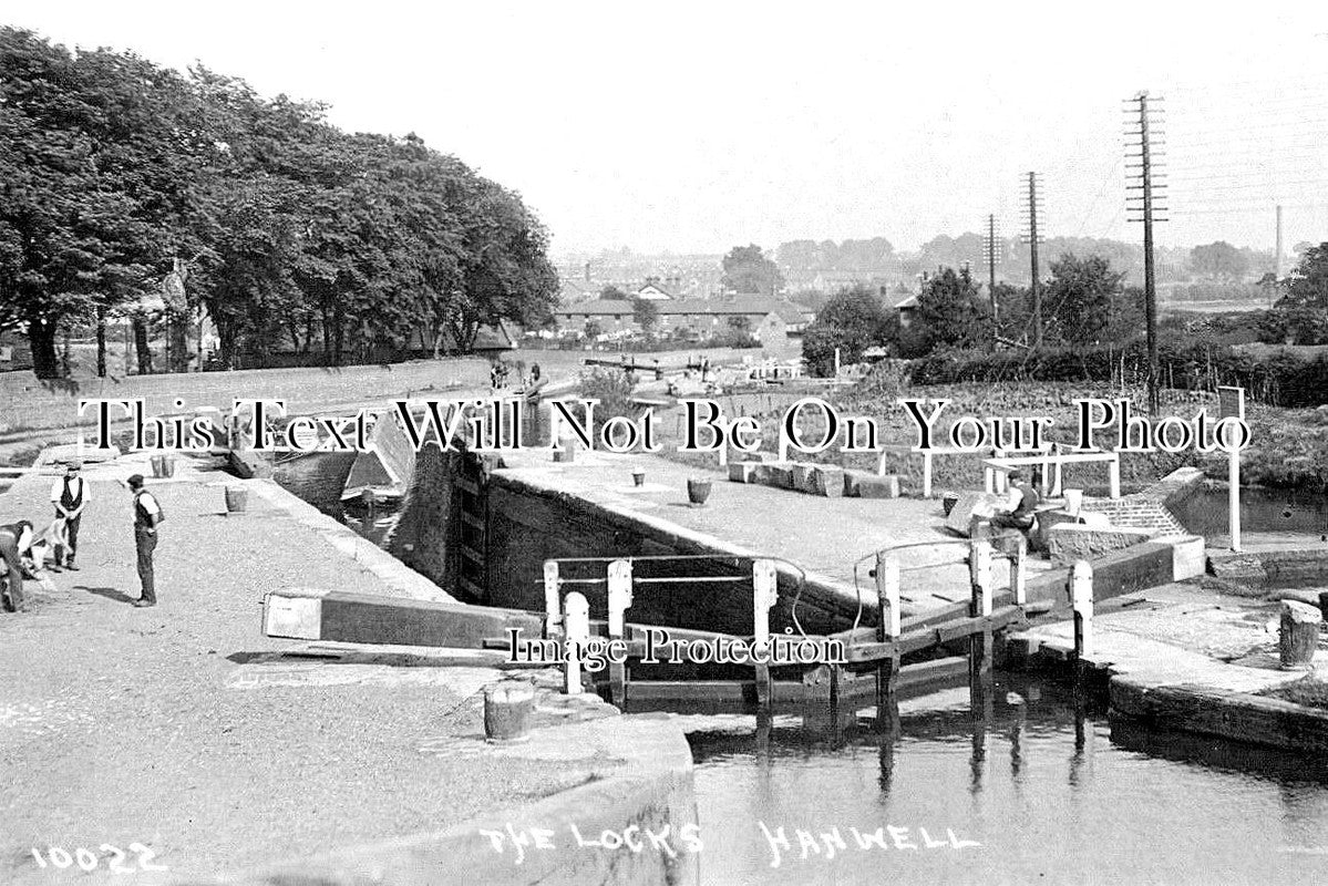 MI 1452 - The Canal Locks, Hanwell, Middlesex