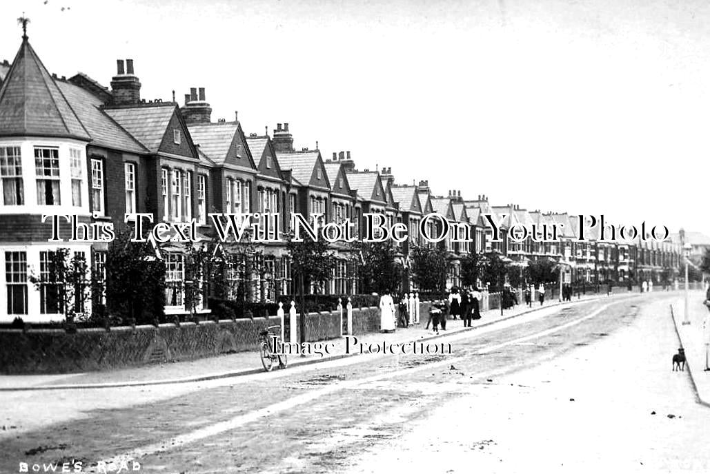 MI 1535 - Bowes Road, Palmers Green, Middlesex c1906