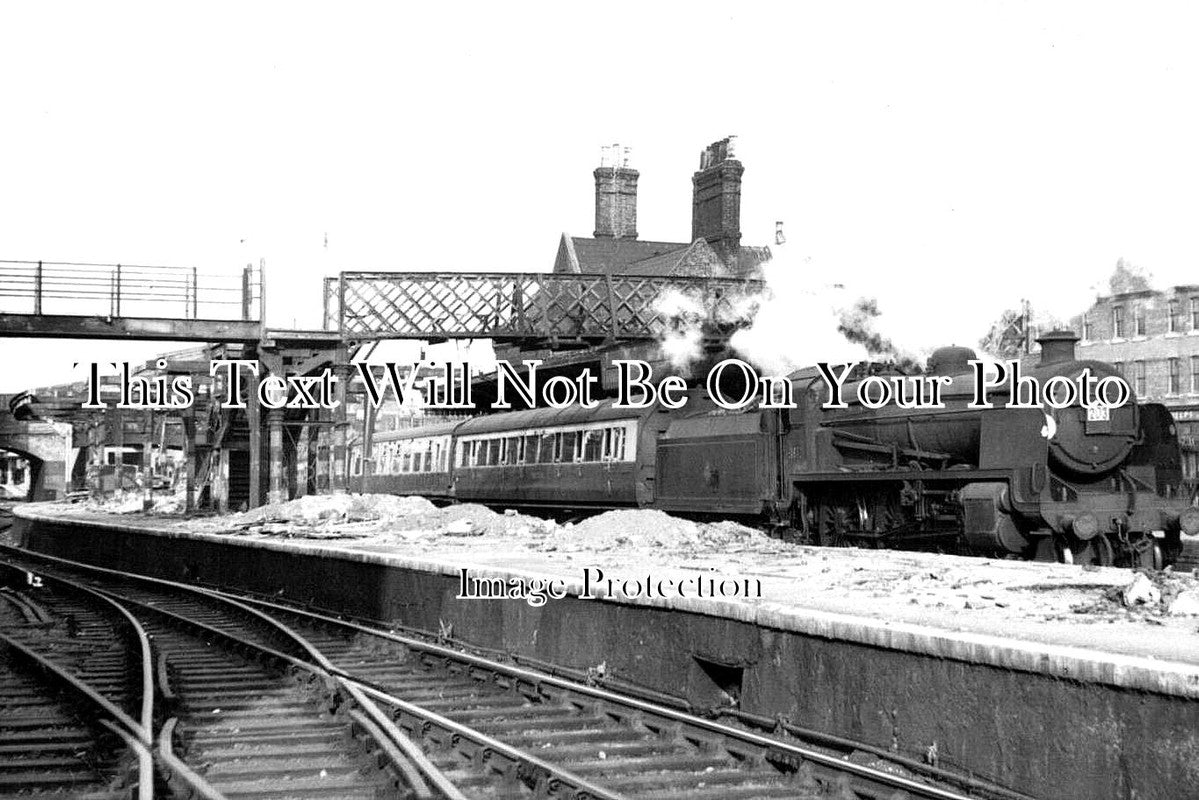 MI 1896 - Twickenham Old Railway Station, Middlesex c1954