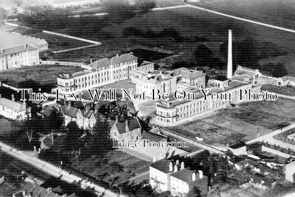 MI 196 - Aerial Photo Of Redhill Hospital, Edgware, Middlesex