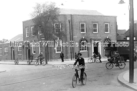 MI 2180 - Post Office, Teddington, Middlesex c1927