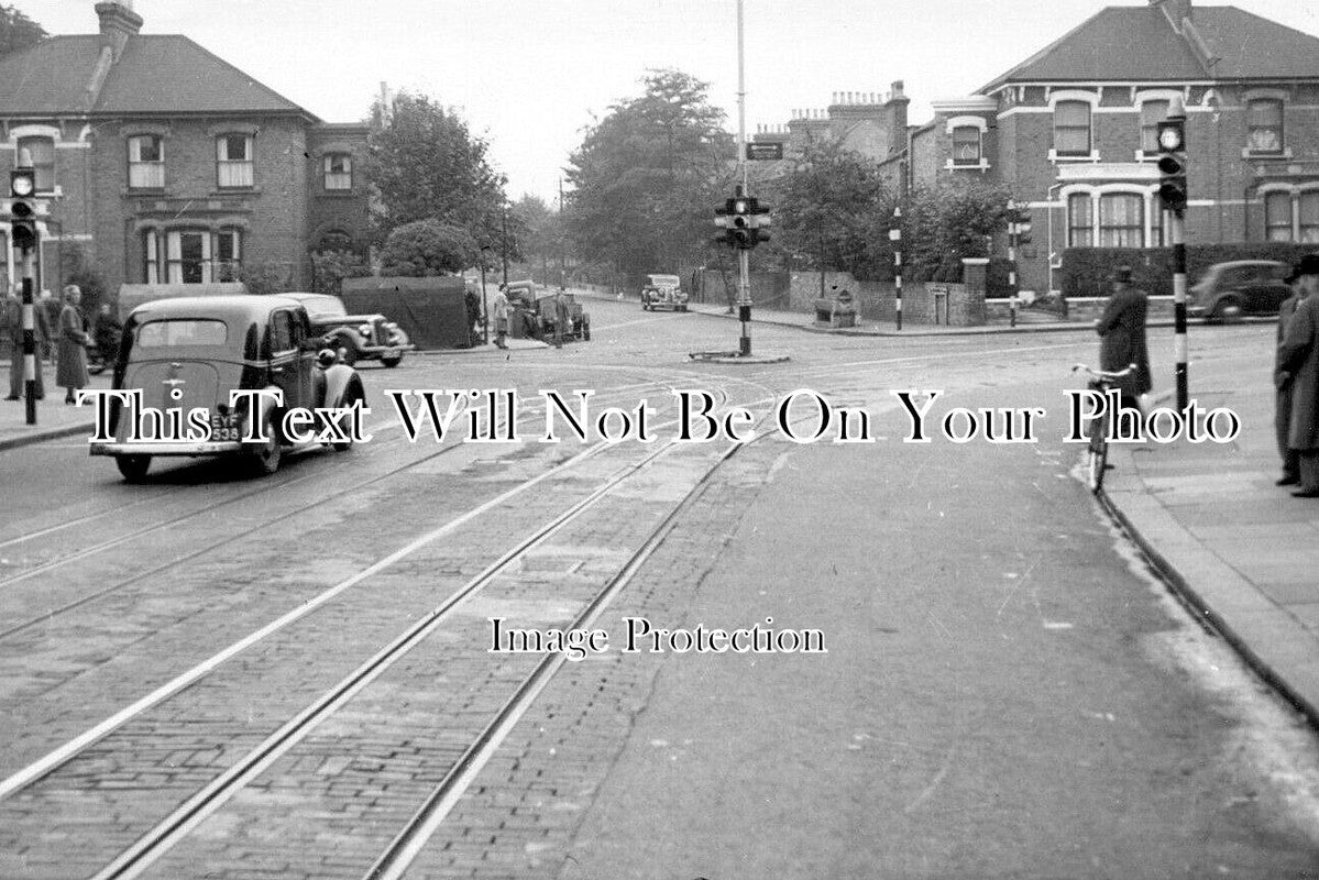 MI 2556 - Stanstead Road, Brockley Road, Middlesex