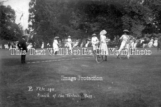 MI 397 - Finish Of The Tortoise Race, Shepperton, Middlesex Surrey Fete 1911